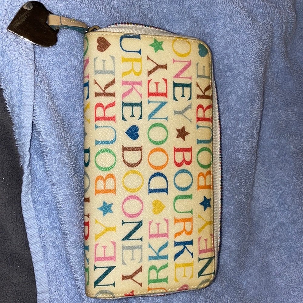 Vintage dooney zip around wallet